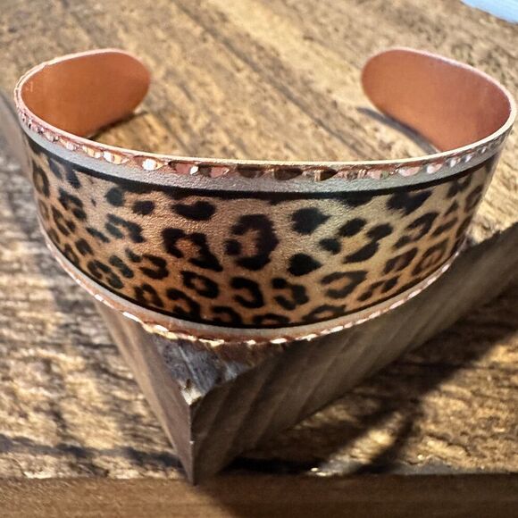 Handmade Boho Copper Wide Cuff Bracelet, Diamond Cut Leopard Design, Gift Box - Picture 1 of 9